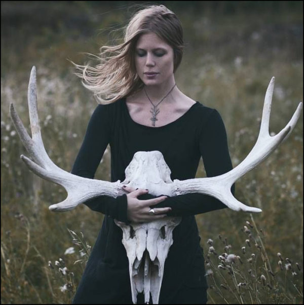 Myrkur: Mareridt