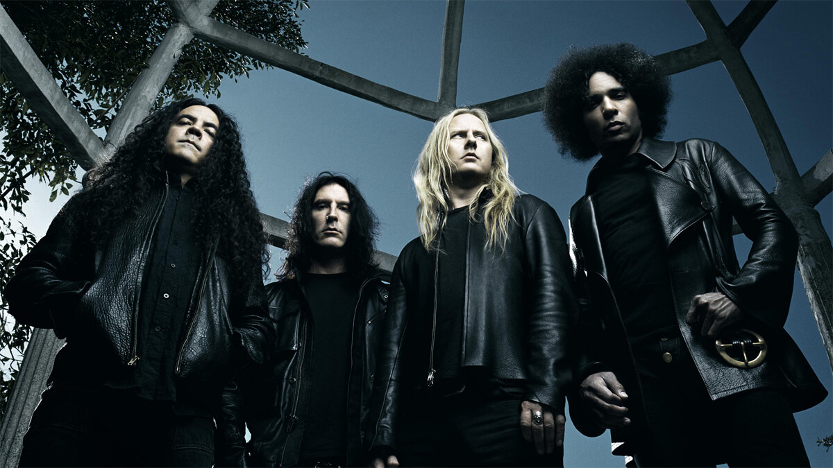 Alice In Chains - Black Gives Way To Blue